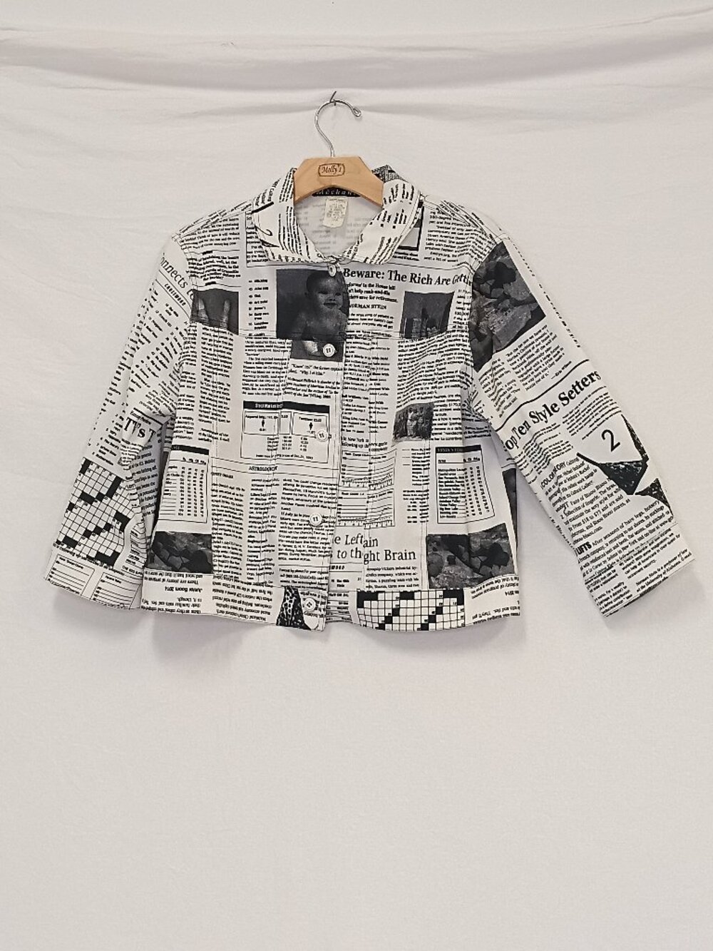 Mechant News Print Blazer